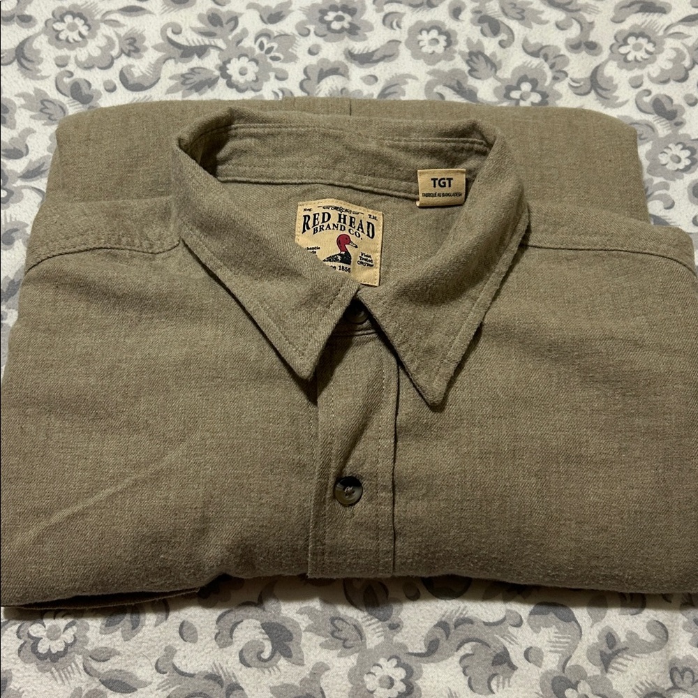 Red Head Brand Co.
Flannel shirt